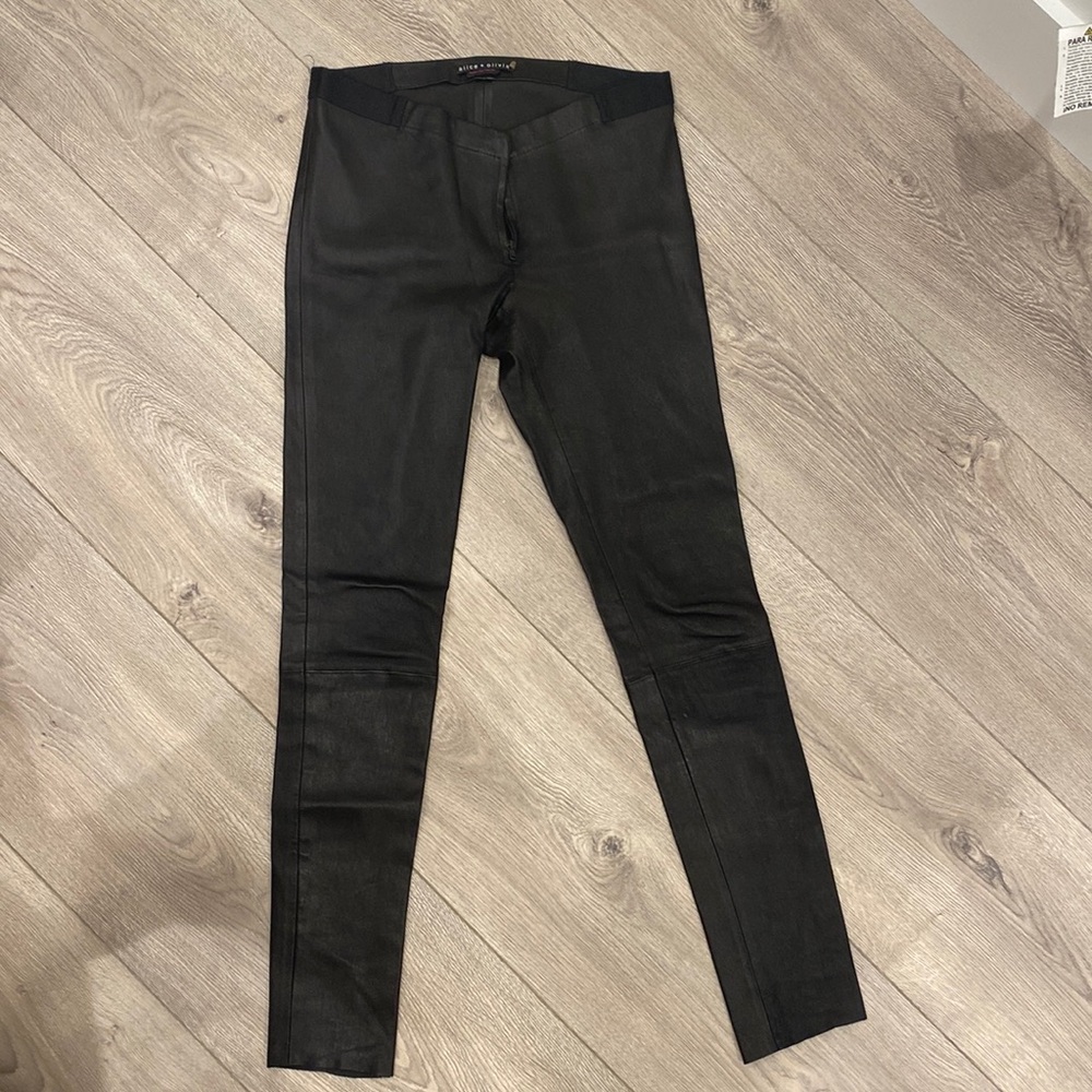 Alice & Olivia Black stretch Leather Leggings Size 8